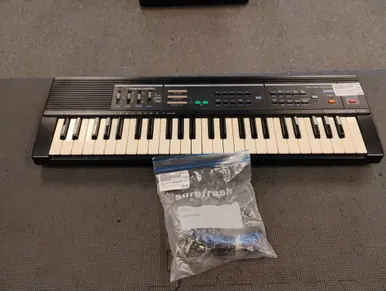 Hot Deal Used REALISTIC CONCERTMATE-750 Vintage 49-Key Keyboard 49-Key