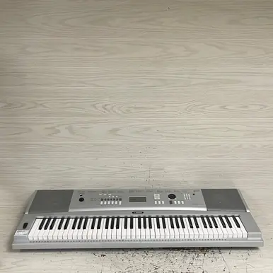Next Day Delivery Used Yamaha DGX-220 W/AC AND SUSTAIN PEDAL 76-Key Keyboard 76-key