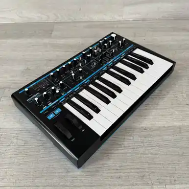 Super Sale Used Novation Bass Station II - Analog Synthesizer