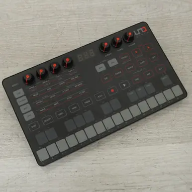Used Ik Multimedia Uno Synth Compact Synthesizer Compact Special Offer