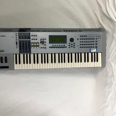New Arrival Used Yamaha MOTIF ES6 61-Key Synthesizer 61-Key