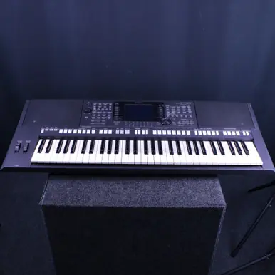 Used Yamaha PSR-S750 61-Key Keyboard 61-Key Cheap