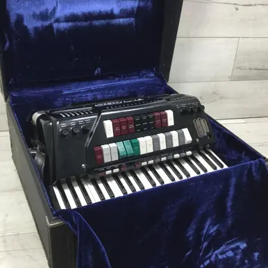 Used CORDOVOX CG-6 ACCORDION Accordion Instant Buy