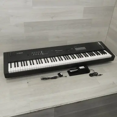 Hot Picks Used Yamaha MX88 88-Key Synthesizer 88-key