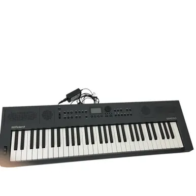 Used Roland GO KEYS 5 61-Key Keyboard 61-Key Professional Grade
