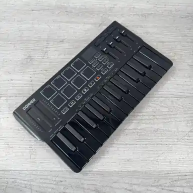 Used Donner DMK-25 PRO USB MIDI Keyboard Controller - 25-key Limited Time