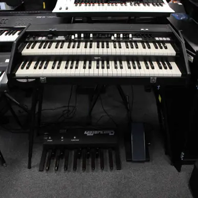 Brand New Used Crumar MOJO SUITCASE 61-Key Keyboard 61-Key