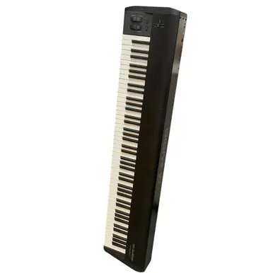 Reduced Price Used M-Audio HAMMER 88 88-Key Keyboard 88-key