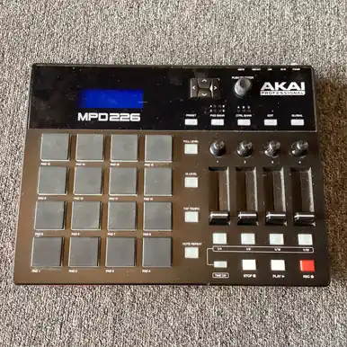 Used Akai MPD226 Pad Controller Pad Budget