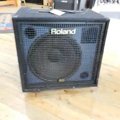 Hassle-Free Returns Used Roland KB-550 Keyboard Amplifier