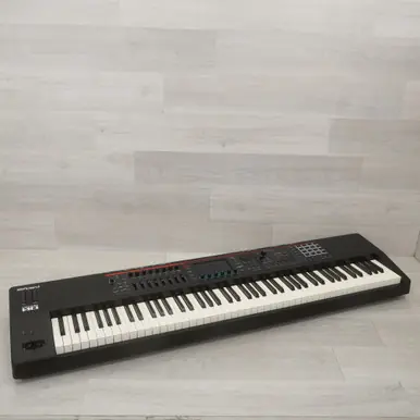 Weekend Sale Used Roland FANTOM-08 88-Key Keyboard 88-key