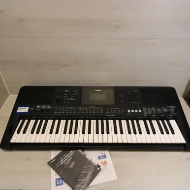 Used Yamaha PSR E463 Keyboard 61-Key Professional Grade