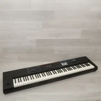Must Have Used Roland Juno DS-88 88-key Keyboard