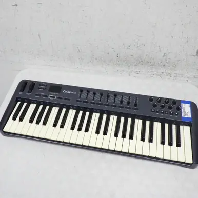 Used M-Audio OXYGEN 49 49-Key Controller 49-Key Editor’s Pick