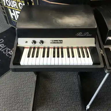 Authentic Used Rhodes PIANO BASS 1976 Vintage 49-Key Keyboard 49-Key