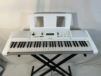 Used Yamaha EZ-300 61-Key Keyboard 61-Key Time-Limited