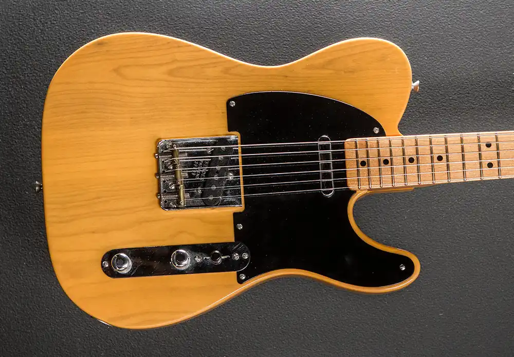 Mega Sale Used American Vintage '52 Reissue Tele '01– Dave's Guitar Shop