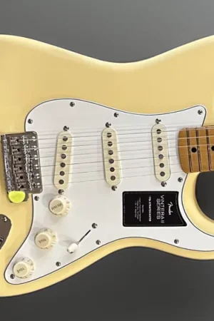 Vintera II 70's Stratocaster - Vintage White– Dave's Guitar Shop Editor’s Pick