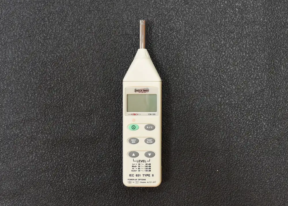 Checkmate CM-150– Dave's Guitar Shop Buy Direct