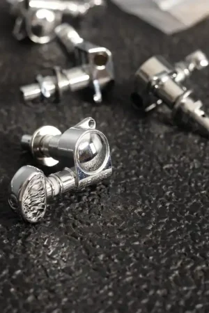 Modern 6 Inline Locking Tuners, Recent– Dave's Guitar Shop