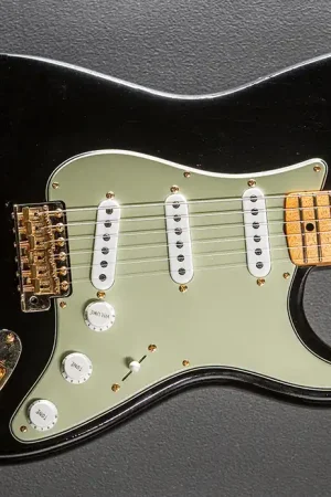 Wholesale Used Limited Edition Deluxe Closet Classic Strat '24– Dave's Guitar Shop
