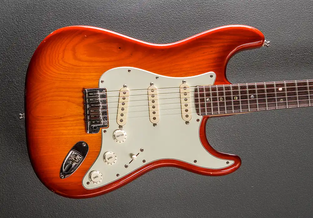 Factory Price Used American Deluxe Strat '02– Dave's Guitar Shop