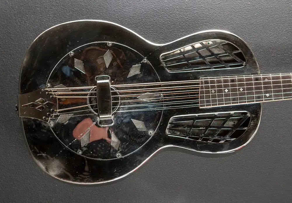 12 Fret Resonator '06– Dave's Guitar Shop Deal