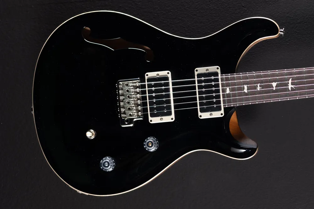 Hot Deal CE-24 Semi-Hollow - Black Top w/Natural– Dave's Guitar Shop