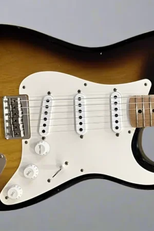 Worldwide Shipping 1955 Journeyman Relic Hardtail Strat– Dave's Guitar Shop