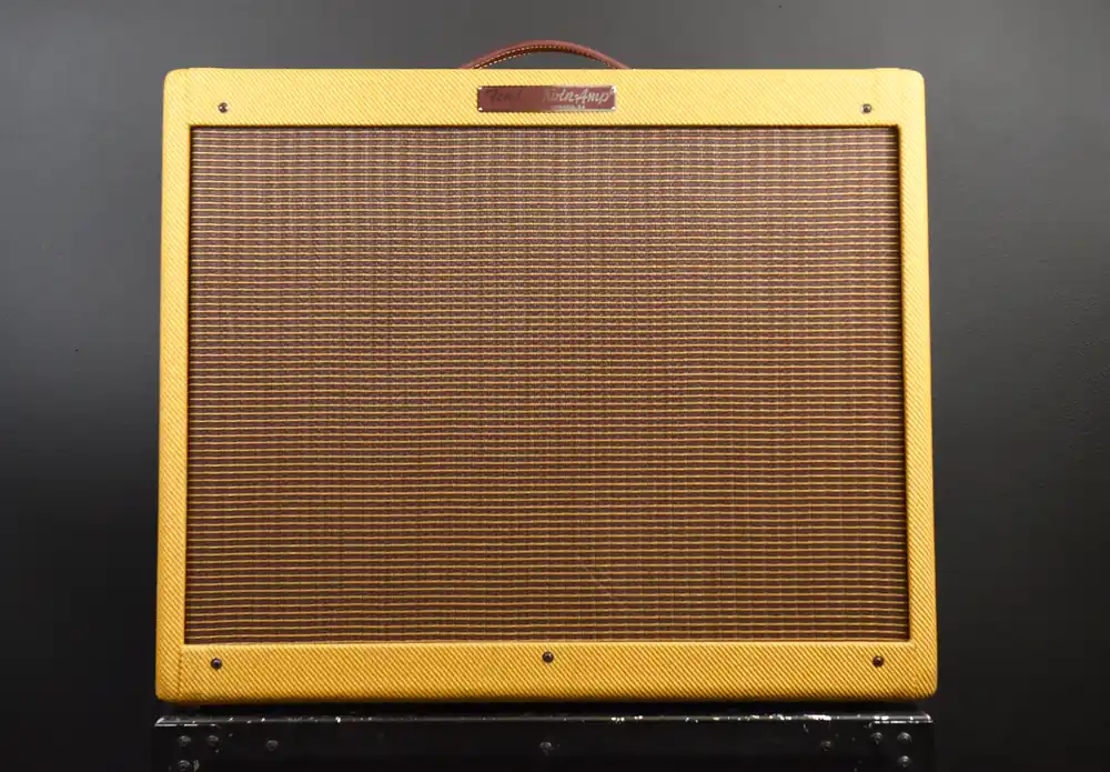 USED '57 Custom Twin Amp, Recent– Dave's Guitar Shop Exclusive