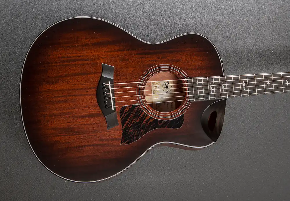 326CE '24– Dave's Guitar Shop Certified