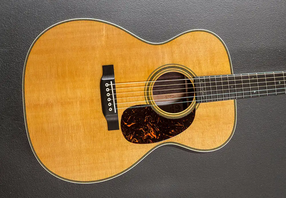 000-28EC Eric Clapton– Dave's Guitar Shop Save Now