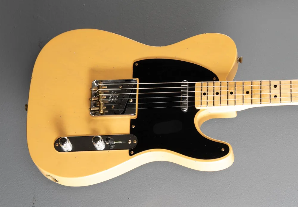 Buy Direct 1952 Journeyman Relic Telecaster - Nocaster Blonde– Dave's Guitar Shop