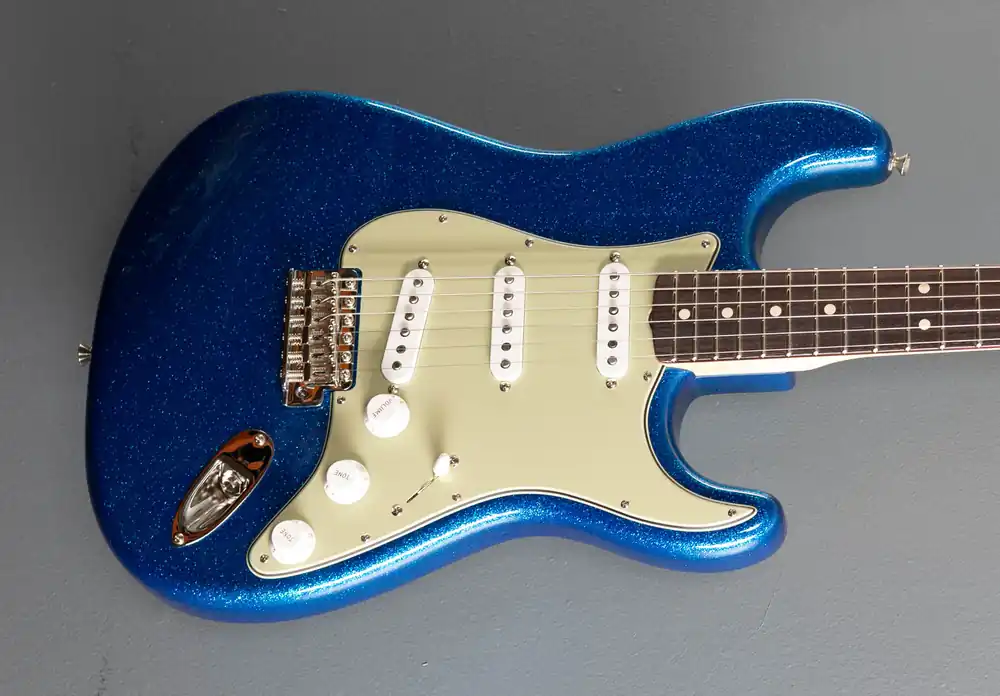 Weekend Sale 1963 NOS Stratocaster - Blue Sparkle– Dave's Guitar Shop