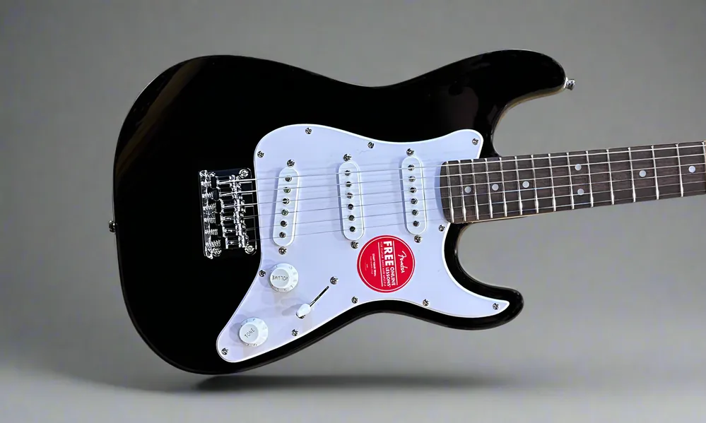 Wholesale Mini Strat - Black– Dave's Guitar Shop