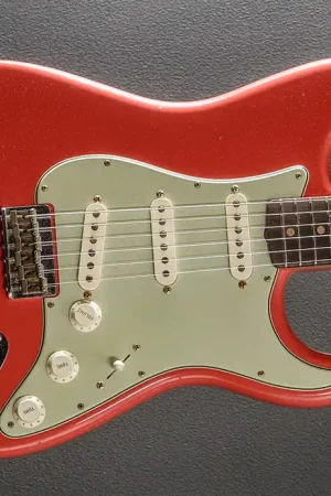1960 Journeyman Relic Hardtail Strat– Dave's Guitar Shop Original