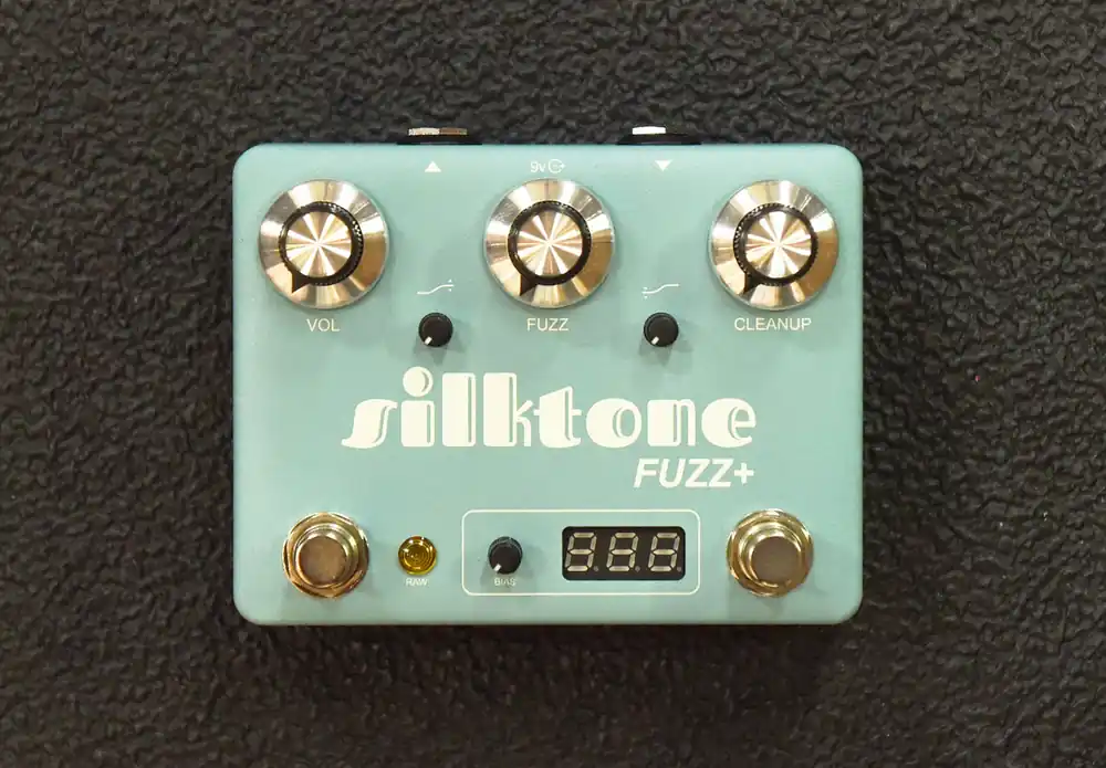 Super Sale Silktone Fuzz+– Dave's Guitar Shop