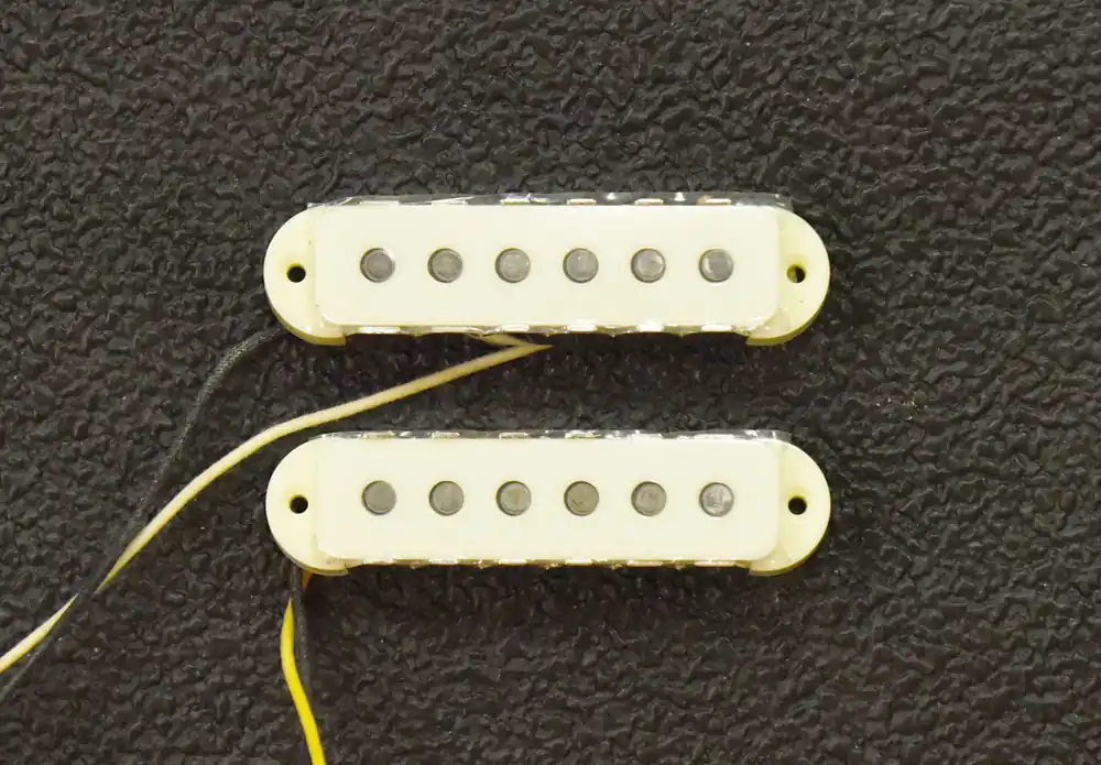 New Arrival Jaguar Pickup Set - Vintage White– Dave's Guitar Shop