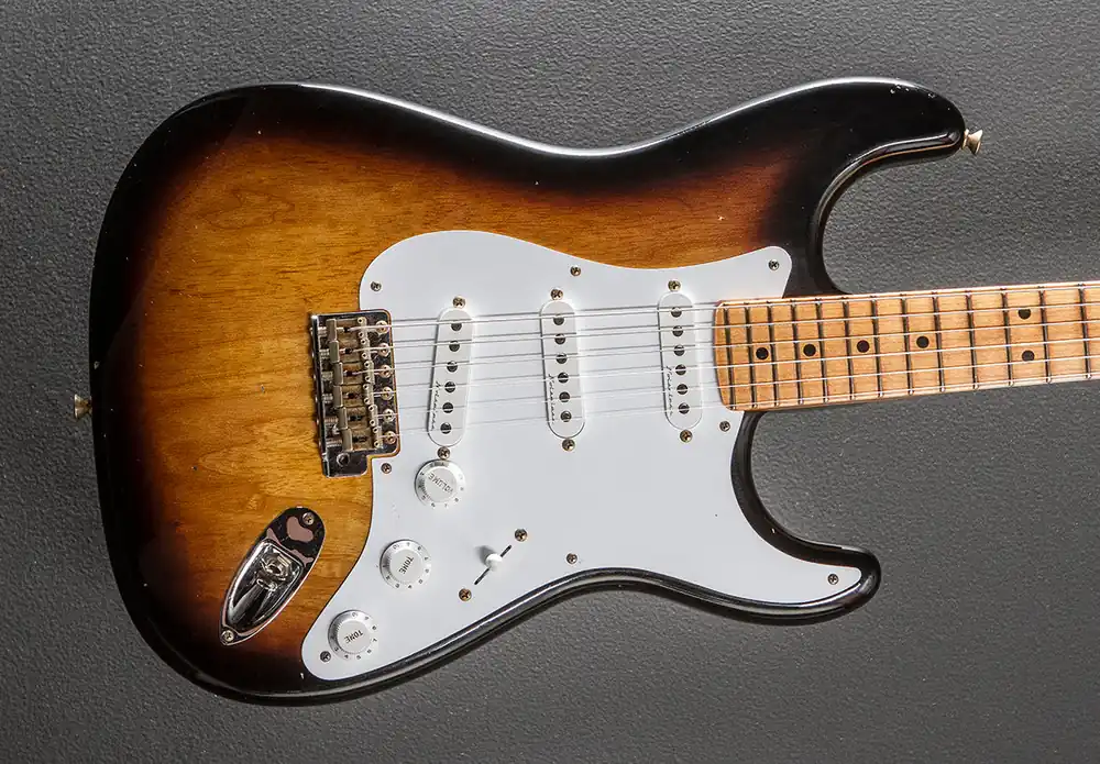 Buy Online Eric Clapton Signature Journeyman Relic Stratocaster - Two Tone Sunbur– Dave's Guitar Shop