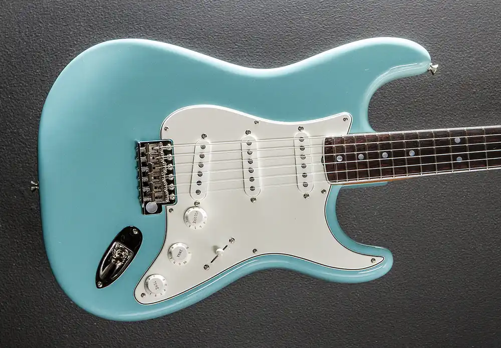 Trusted Brand Eric Johnson Stratocaster Rosewood - Tropical Turquoise– Dave's Guitar Shop