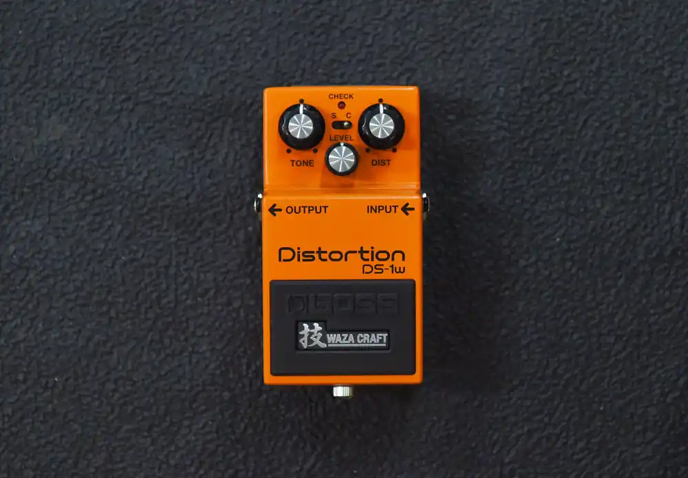 DS-1w Distortion– Dave's Guitar Shop Brand New