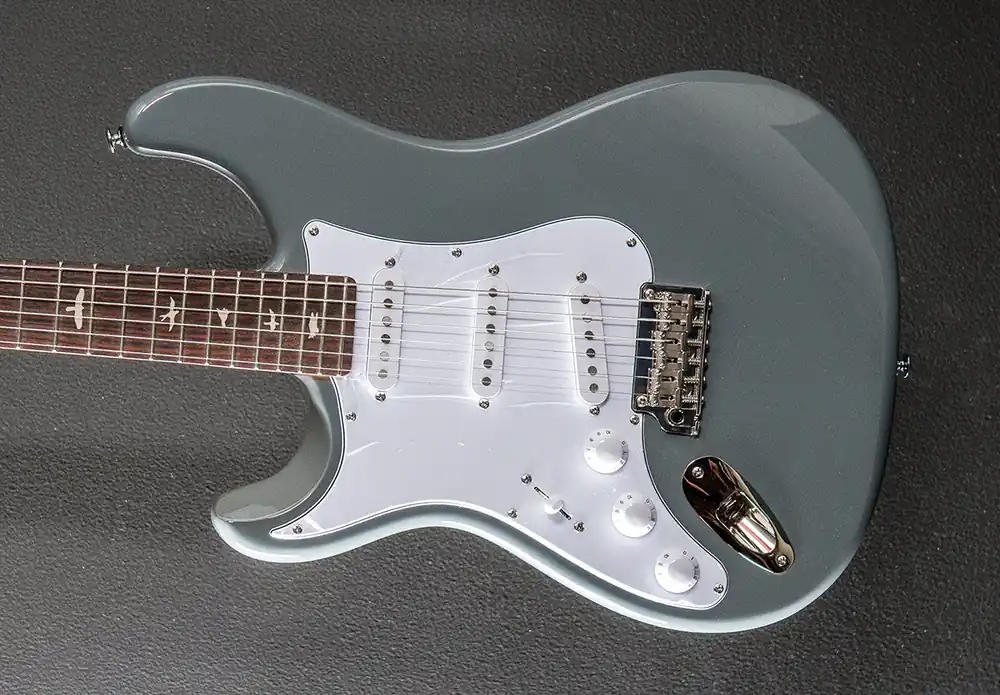 Modern SE Silver Sky w/Rosewood Left Hand - Storm Gray– Dave's Guitar Shop