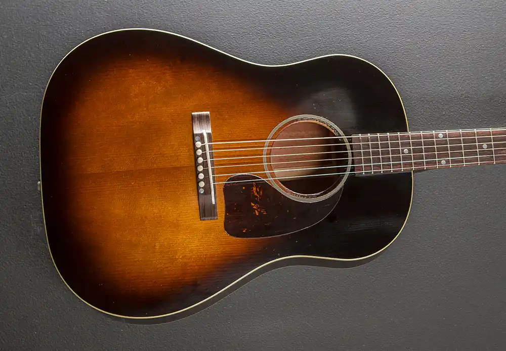 Instant Buy 1942 Banner J-45 - Vintage Sunburst Light Aged– Dave's Guitar Shop