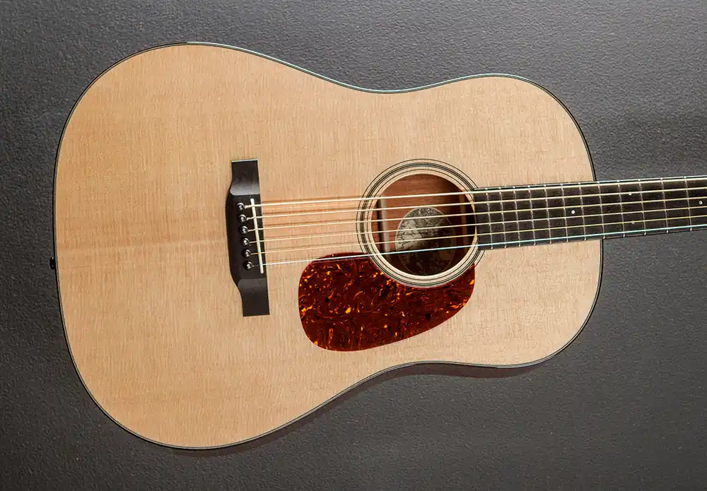 Grab Now Baritone 1– Dave's Guitar Shop