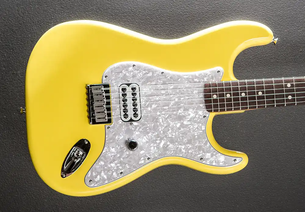 Used Limited Edition Tom DeLonge Strat '23– Dave's Guitar Shop Today Only