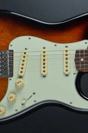 Wholesale Robert Cray Stratocaster - 3 Color Sunburst– Dave's Guitar Shop