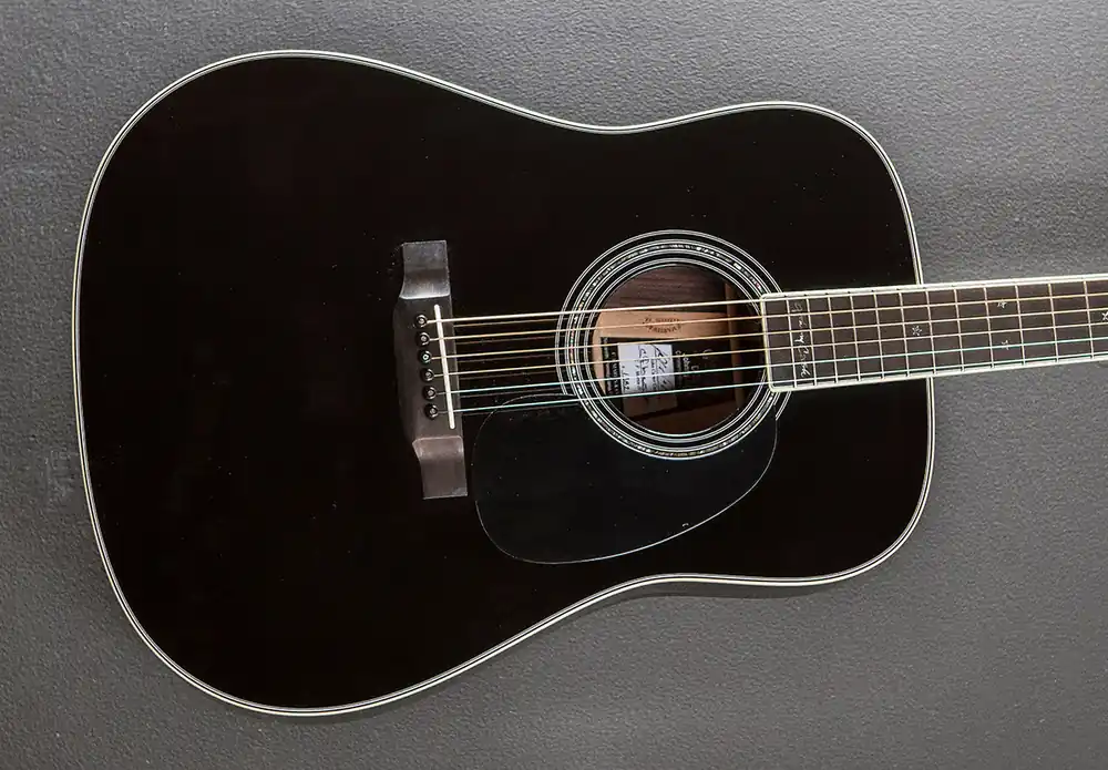 Modern D-35 Johnny Cash– Dave's Guitar Shop