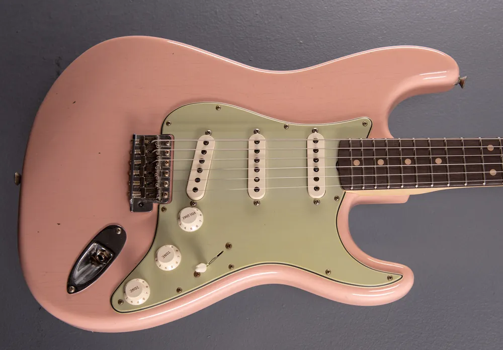 Get Yours 1960 Journeyman Relic Strat– Dave's Guitar Shop