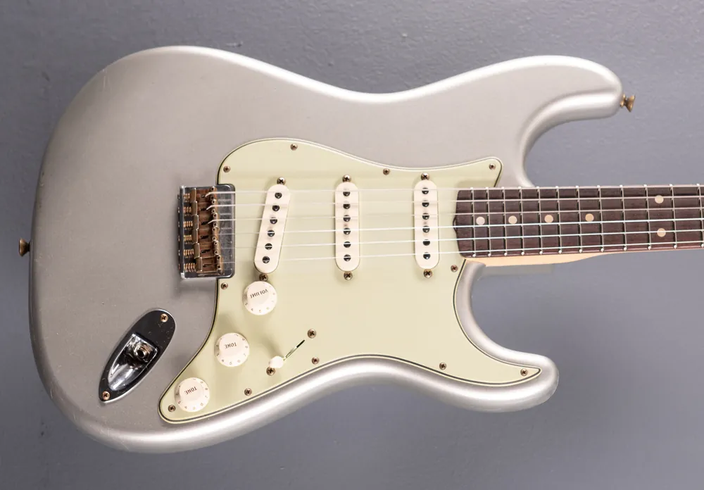 Special Offer 1960 Journeyman Relic Hardtail Strat– Dave's Guitar Shop