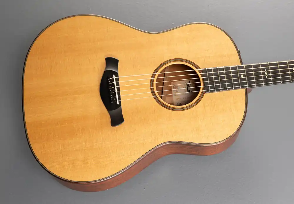 Final Sale Builder's Edition 517e– Dave's Guitar Shop